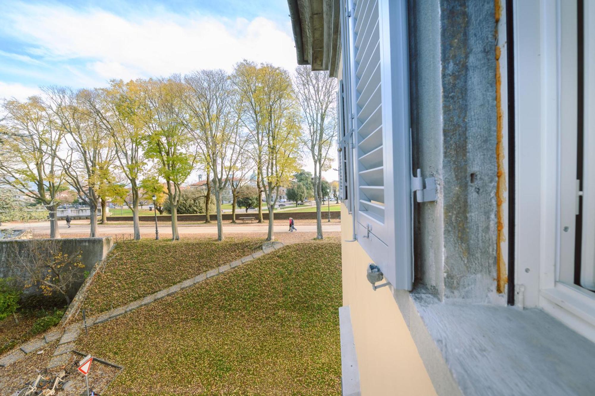 Palazzo Froussard B&B And Living Lucca Exterior photo